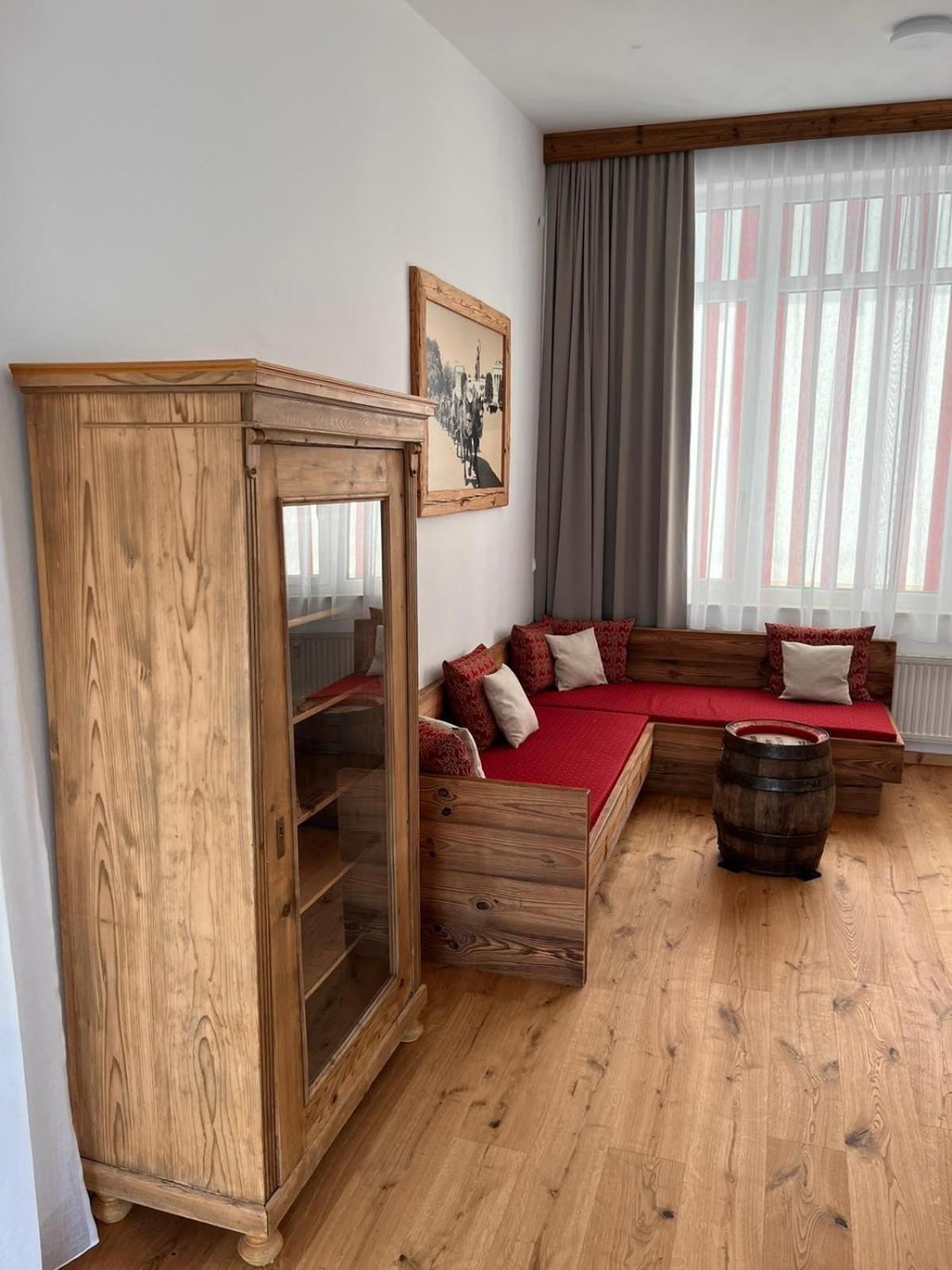 Hotel Almwirt Haar  Eksteriør bilde